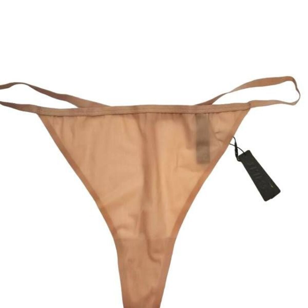 ‎Skims String panty Nwt